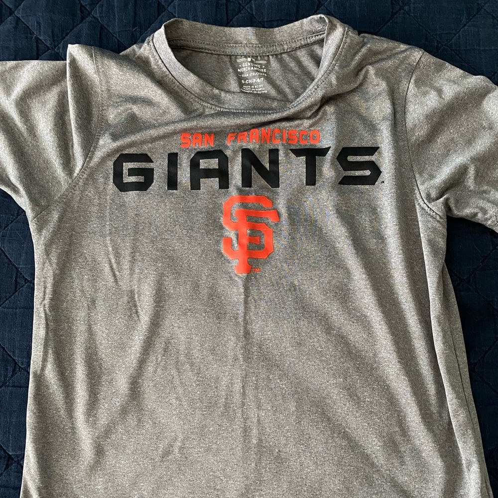 Boys SF Giants quick dry shirt